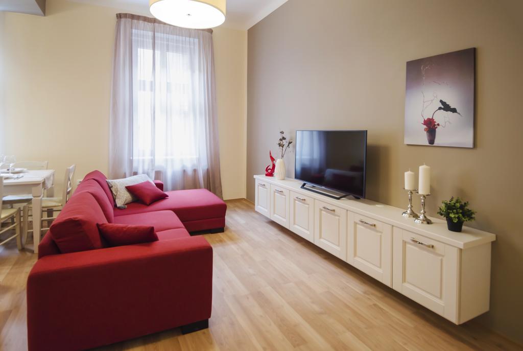 Apartment Za Poricskou Branou Prag Exterior foto